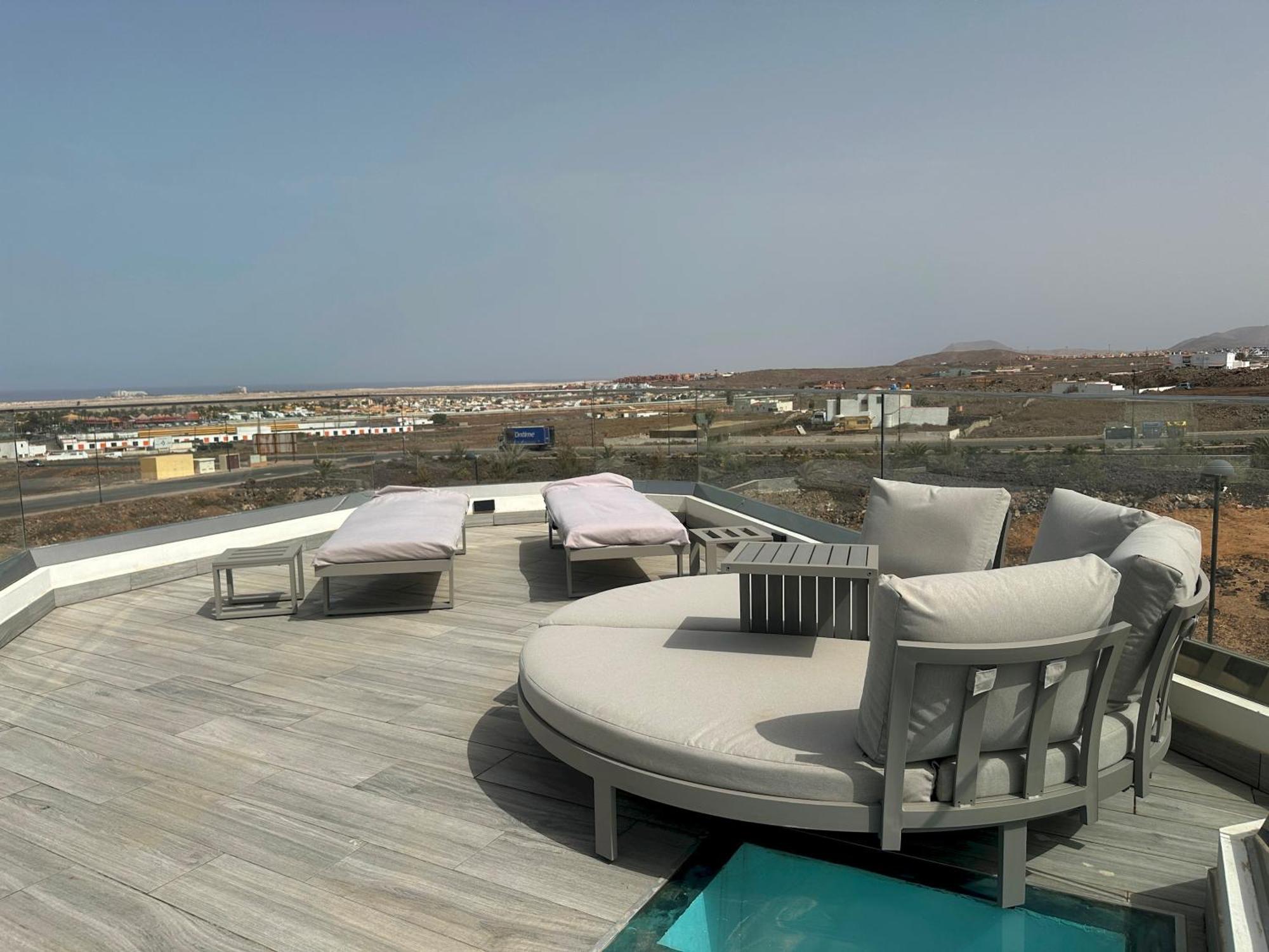 Villa Poseidon Corralejo With Private Heated Pool, Sauna And Stunning Volcano Views By Amazzzing Travel Buitenkant foto