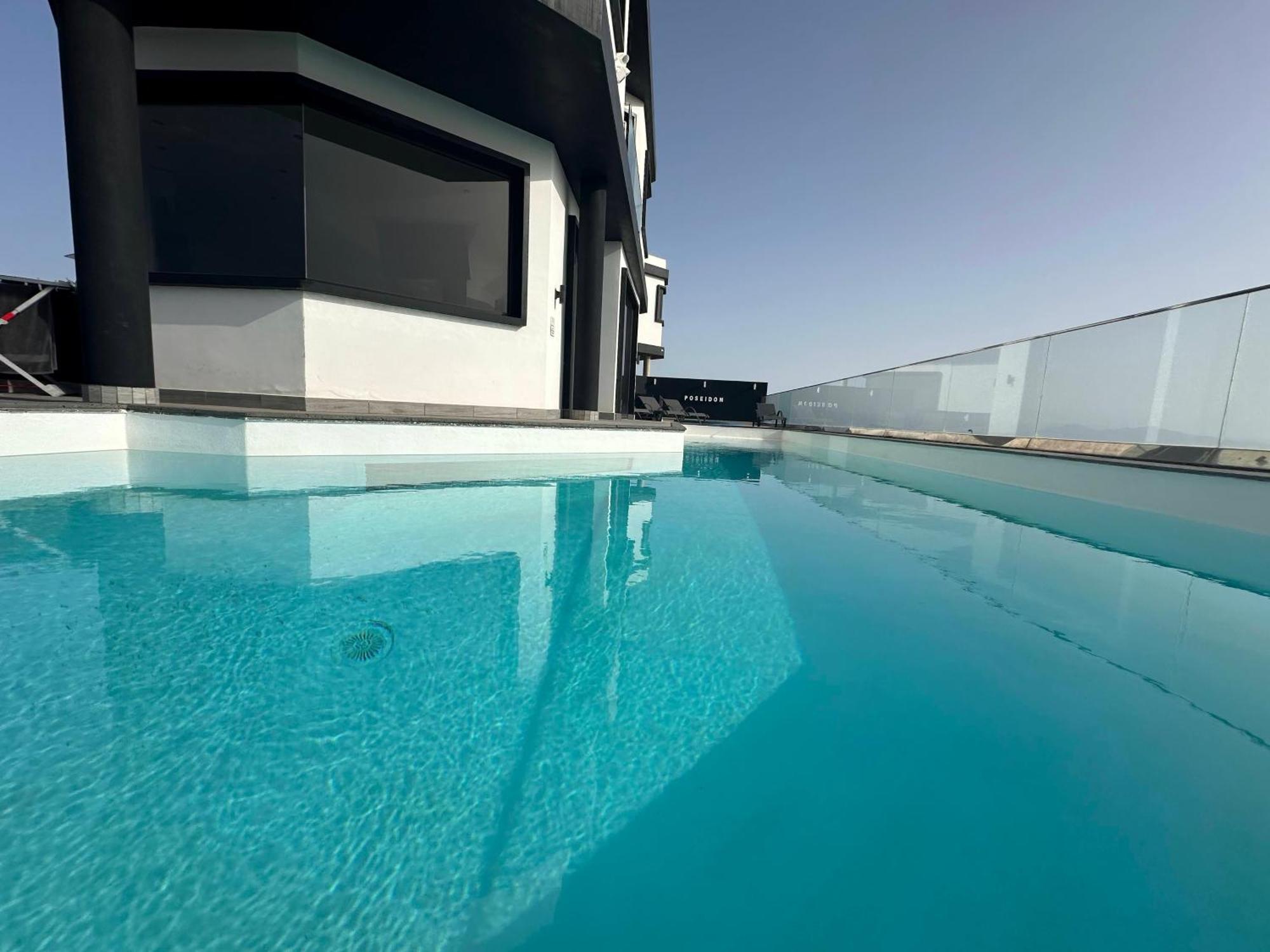Villa Poseidon Corralejo With Private Heated Pool, Sauna And Stunning Volcano Views By Amazzzing Travel Buitenkant foto